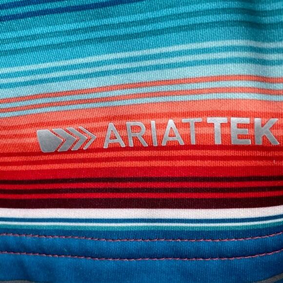 Ariat Laguna 1/4 Zip Print Top Serape Pullover-Vibrant - Picture 4 of 10